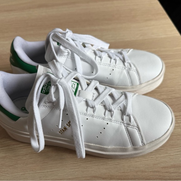 Women's Adidas Stan Smith Bonega Sneakers SZ 7 - Picture 2 of 7